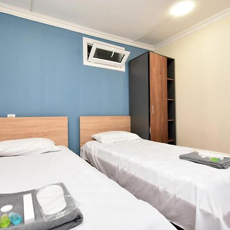 Aaaa Hotel Yerevan Luaran gambar